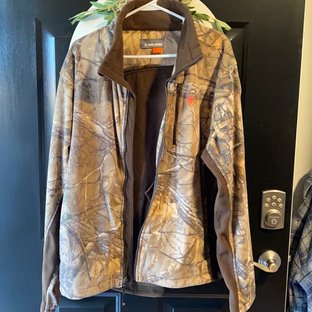 Men’s camo fleece